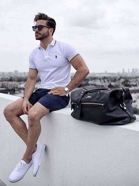 The Ultimate Men’s Summer Outfits Guide for 2023 4 Men's Casual Outfit For Summer
